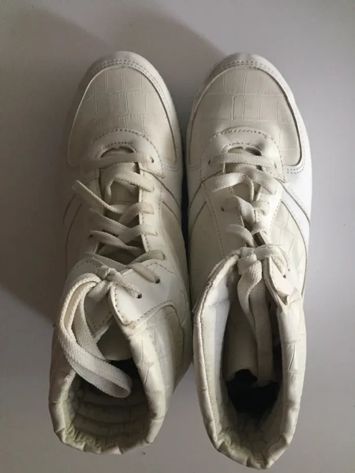 Baskets blanches André 37 - photo numéro 3