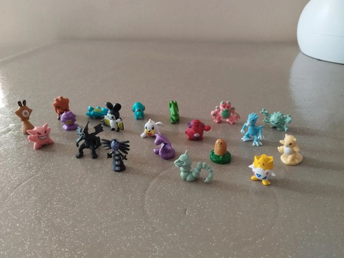Lot Figurines jouets - photo numéro 2