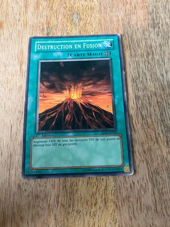 Carte Yu-Gi-Oh! Destruction en fusion SD3-FR016 1ère édition 1996