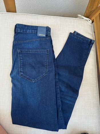Jean bleu skinny stradivarius taille 38