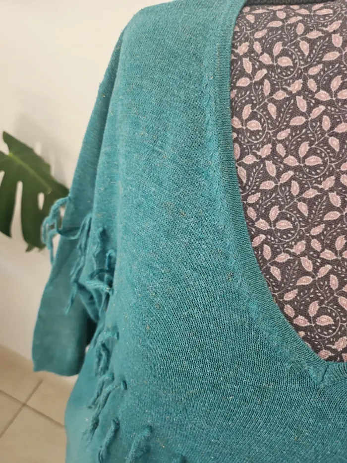 Pull marque RIU Paris - photo numéro 3
