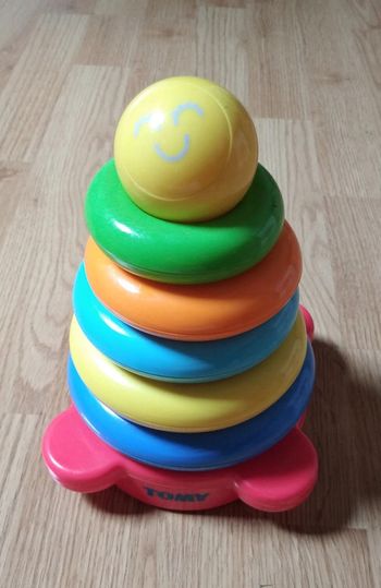 Anneaux empilables Tomy