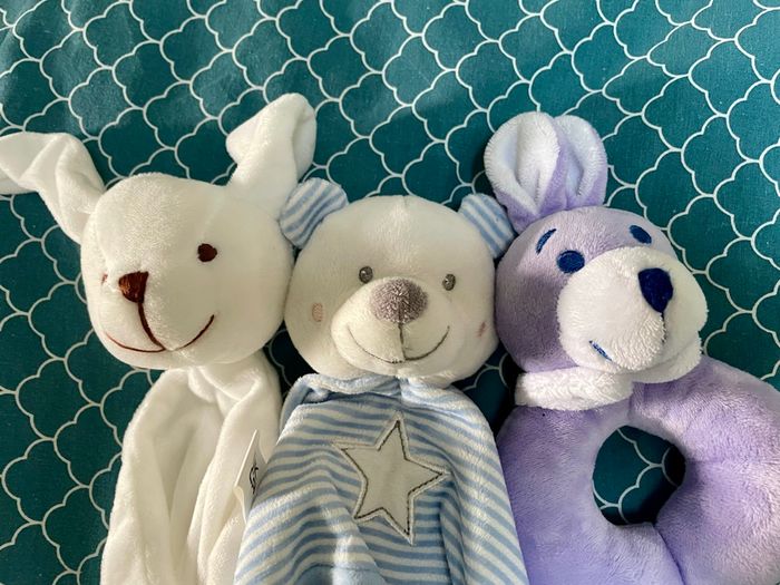 Lot de peluches bébé - photo numéro 3