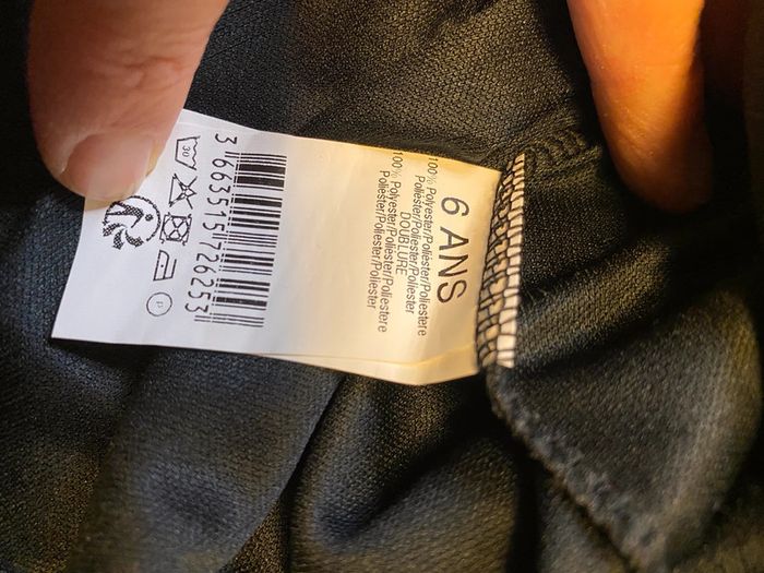 Jupe noire étoiles grises 6ans - photo numéro 7