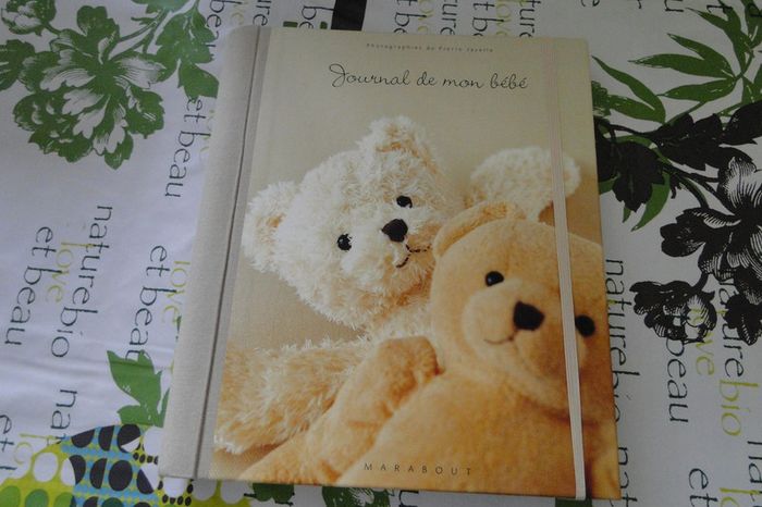 livre de naissance bébé neuf