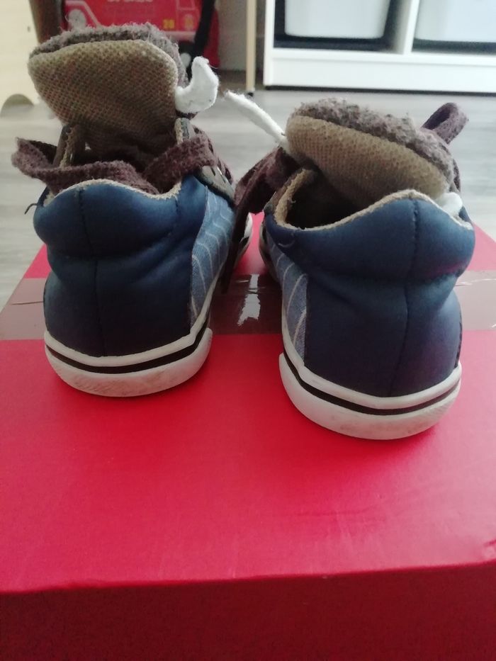 Chauisres garçon 20 - photo numéro 3