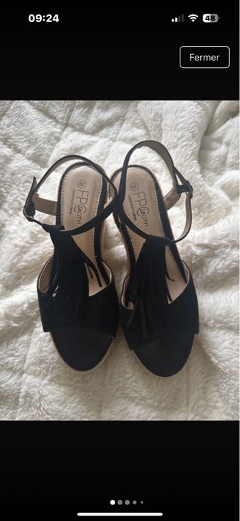 Chaussure été ouverte frange noir talon compensé taille 39