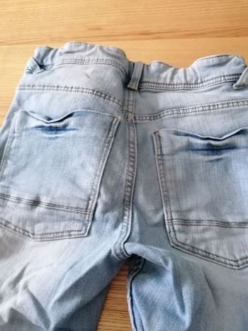 Jean 12 ans