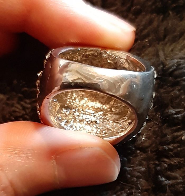 Très jolie bague en acier et strass - photo numéro 5