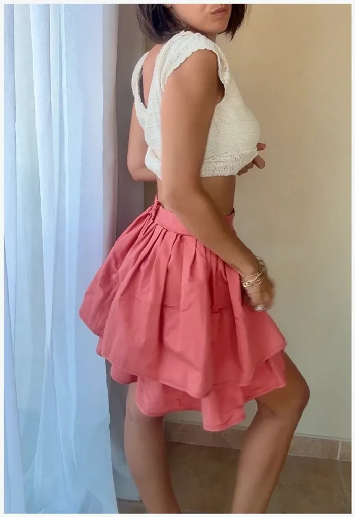 Jupe à volant corail h&m taille XS très bon état