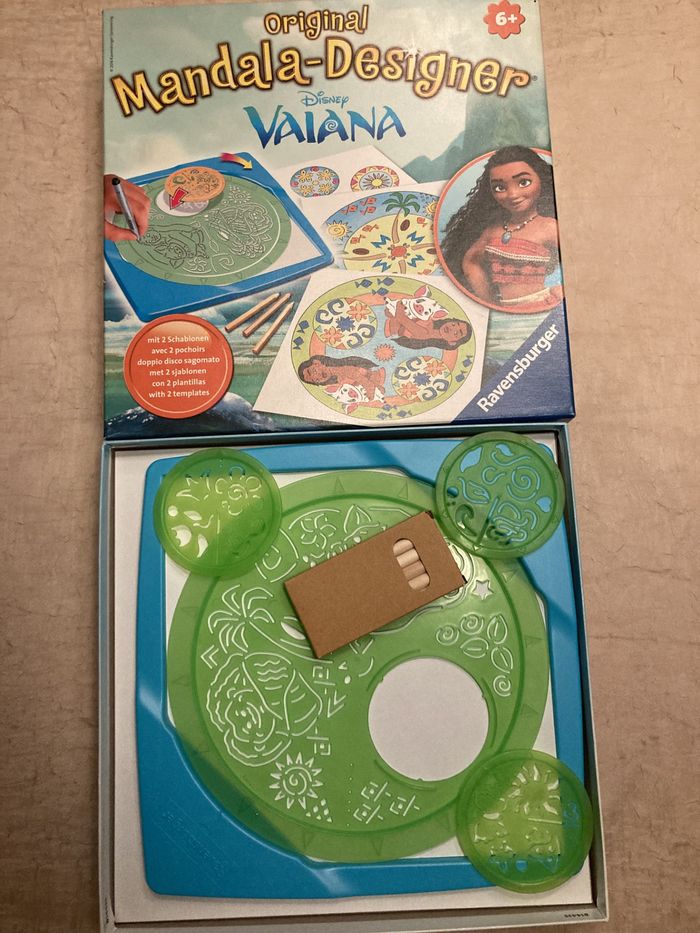 Vend Original Mandala Designer Vaiana - photo numéro 3