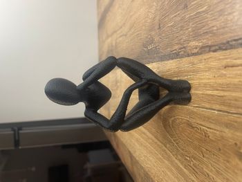 Figurine pensive