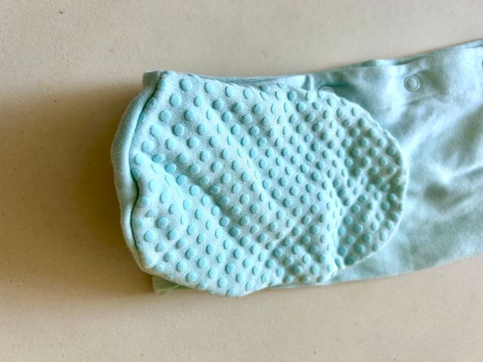 Pyjamas grenouillères bébé 3 ans en 100% coton – lot de 9 pièces antidérapants - Mark et Spencer - photo numéro 4