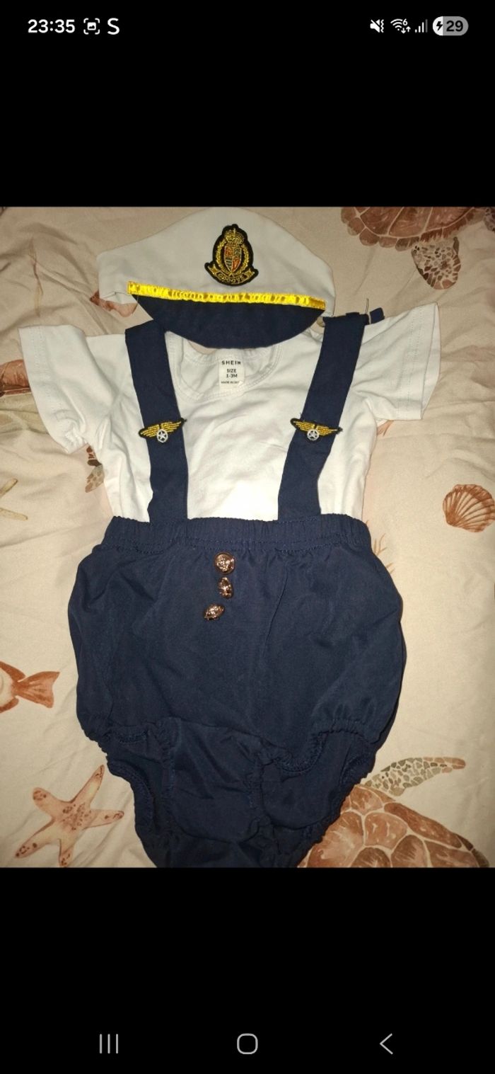 Lot de déguisements - photo numéro 3