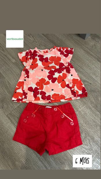 Ensemble Vertbeaudet taille 6 mois