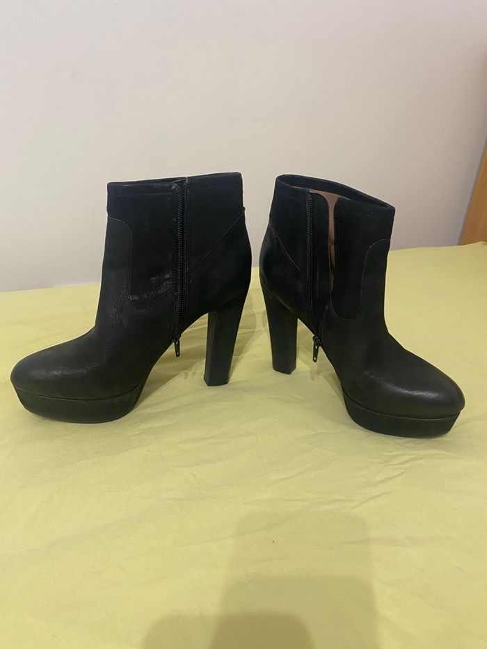 Bottines à talons compensés pointure 38 - photo numéro 2