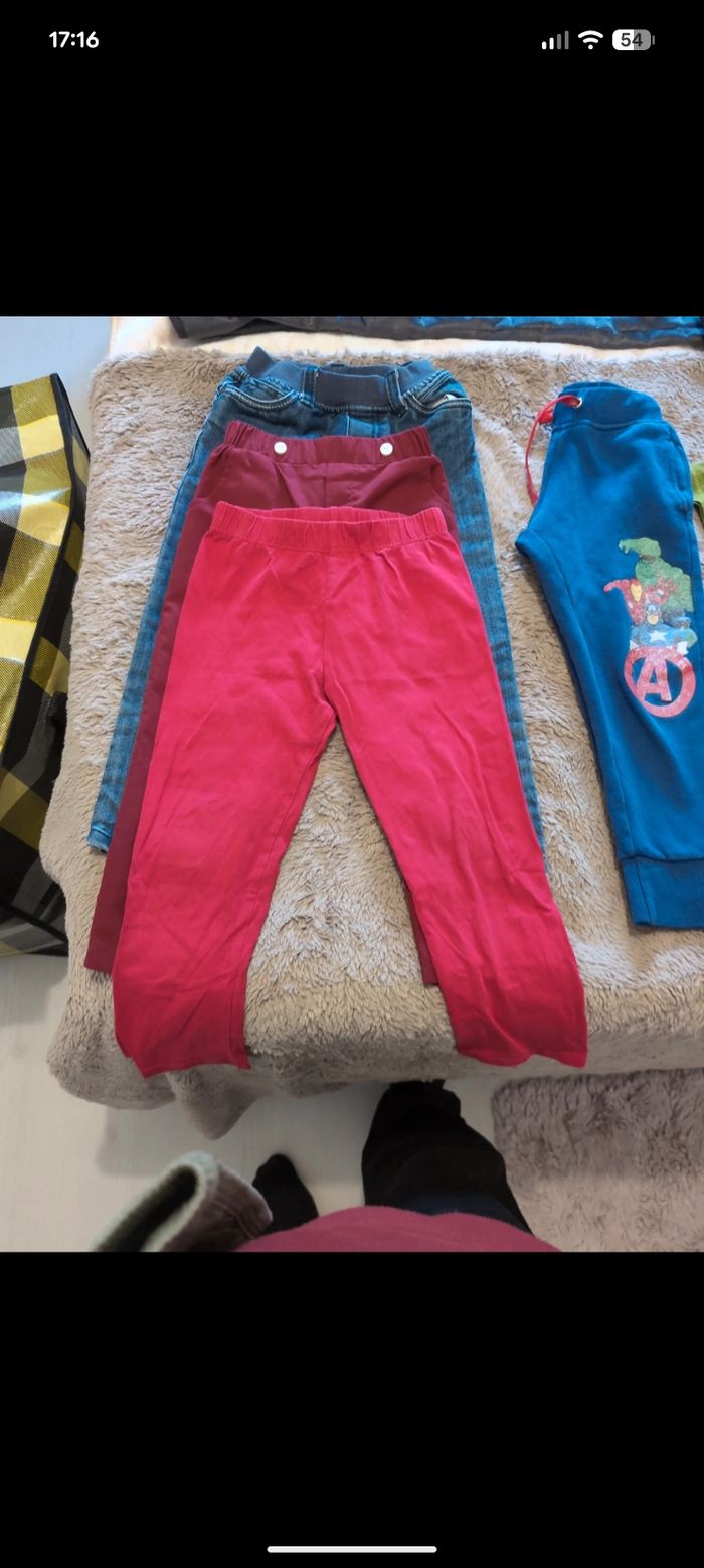 Lot vêtements 4 ans mélange - photo numéro 3