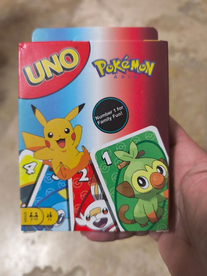 🎁 Uno pokémon