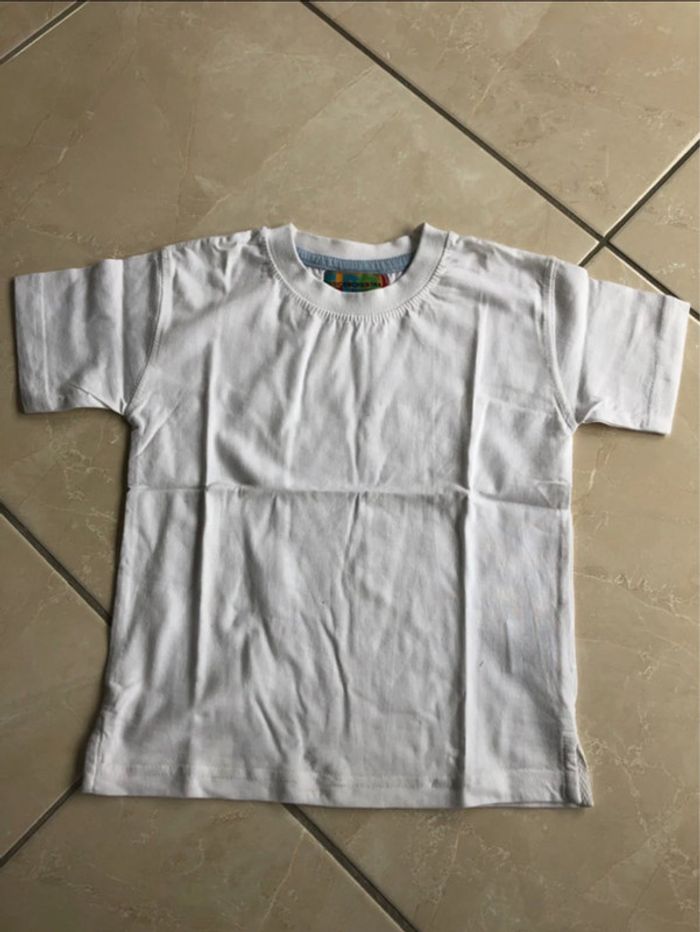 Lot t-shirts 3 ans - photo numéro 2