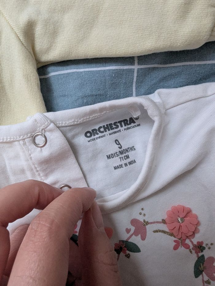 Lot de sweat et t-shirt 9 mois orchestra - photo numéro 7