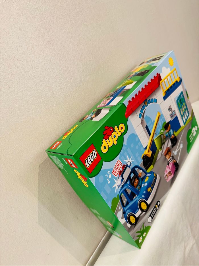 Lego duplo  Police Station + 2 ans 10902 - photo numéro 2