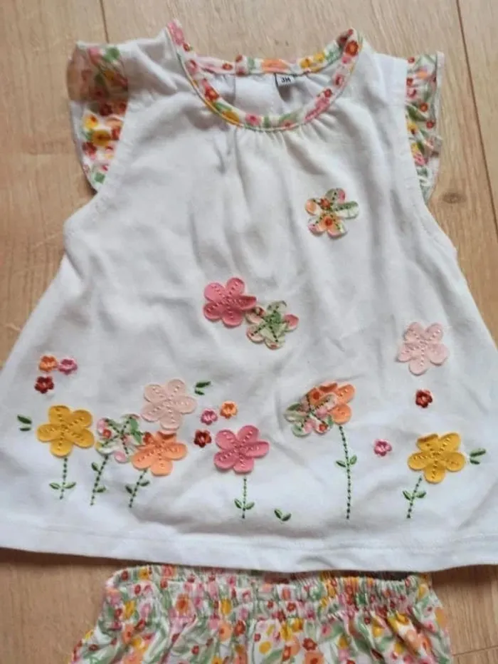 Ensemble short tee-shirt - photo numéro 3