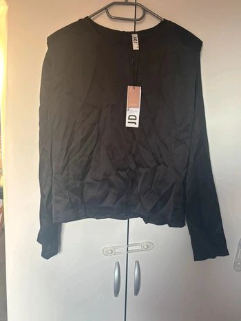 Blouse noir effet satiné Taille M 38 neuve 100% polyester