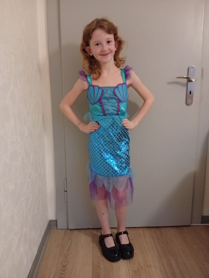 Déguisement robe sirène 6/8ans - photo numéro 3