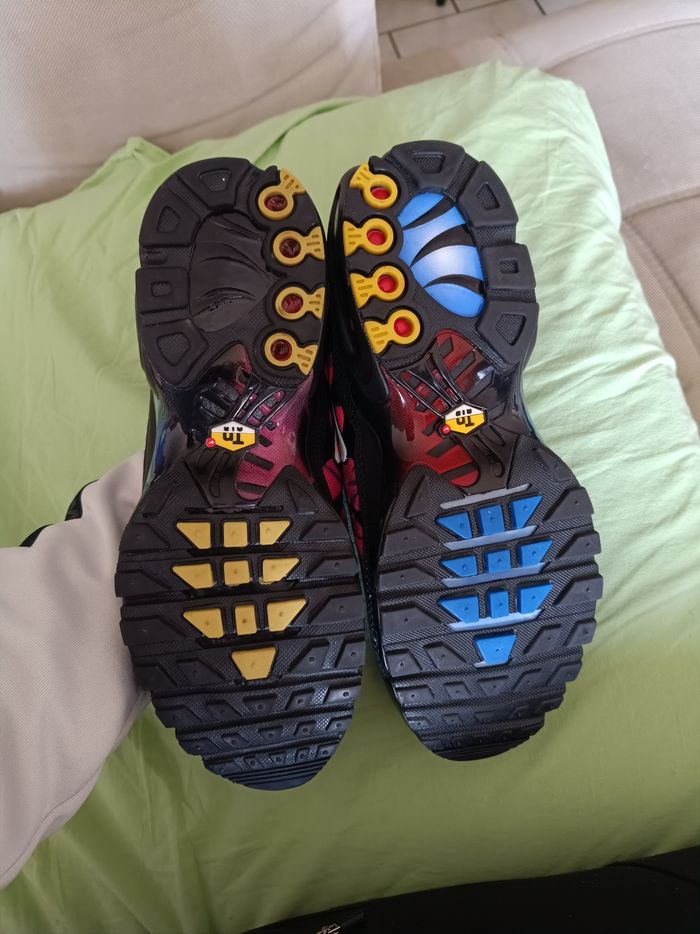 Chaussures Nike tn pointure 42 - photo numéro 2