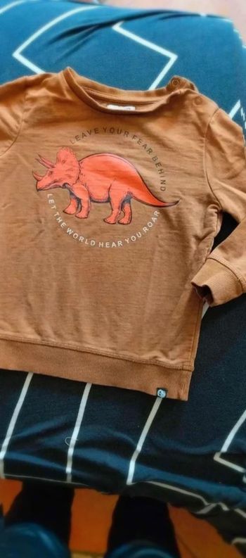 Pull marron 3 4  ans