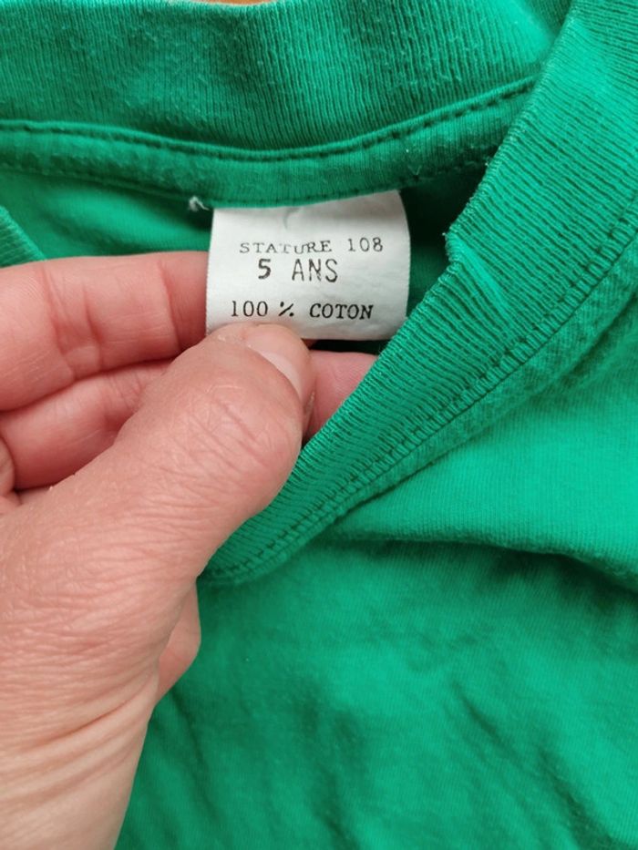 🌿 Tee-shirt Vert à Manches Courtes – Basique – Taille 5 Ans 🌿 - photo numéro 3