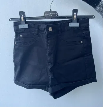 Short taille haute noir pull & bear