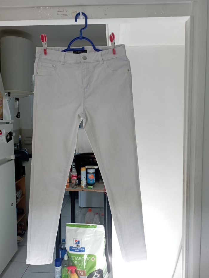 Jean de femme taille 42 de marque denim  co