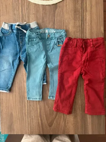 Lot pantalons 12 mois