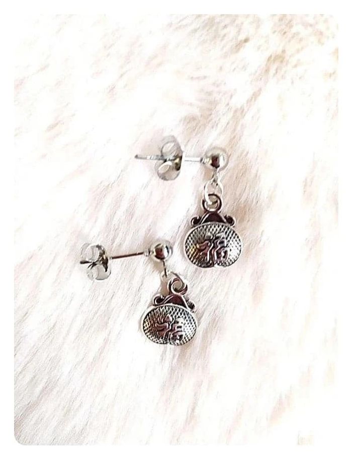 Boucles d'oreilles unisexe avec signe chinois - photo numéro 2