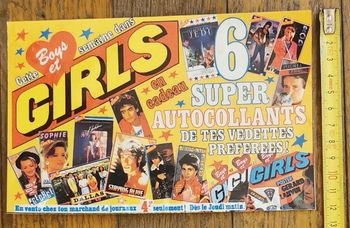 Ancienne petite publicité plastifiée boys and girls vintage