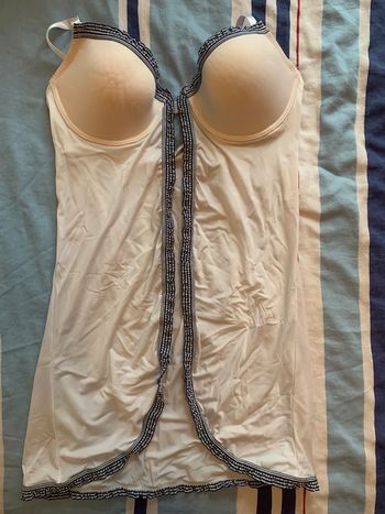 Lingerie / bustier ouvert