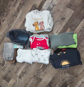 Lot vêtements bébé