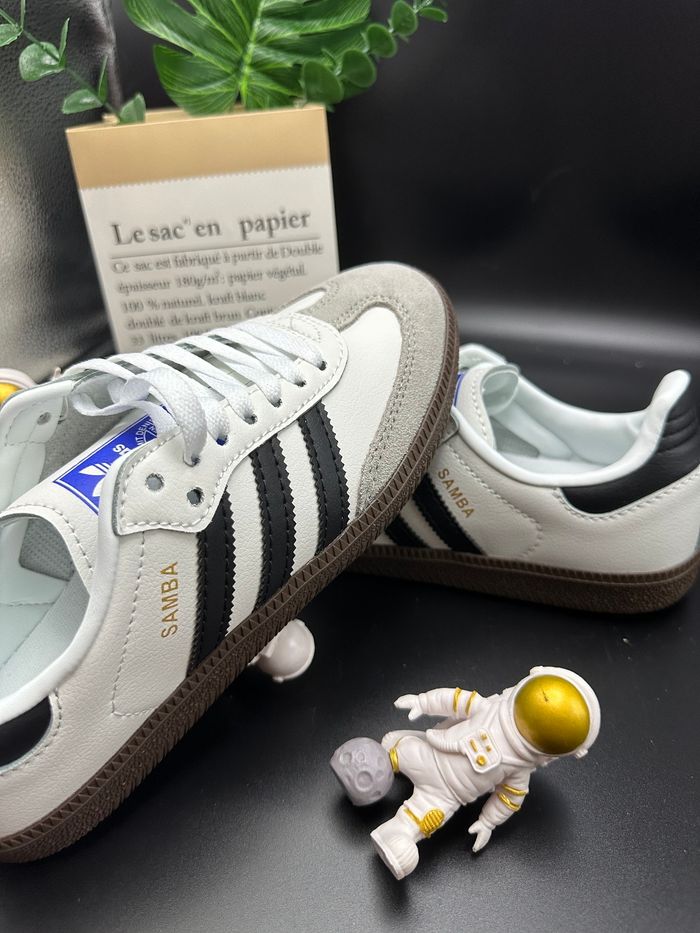 Baskets Adidas taille 39 - photo numéro 4