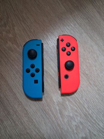 Manettes switch