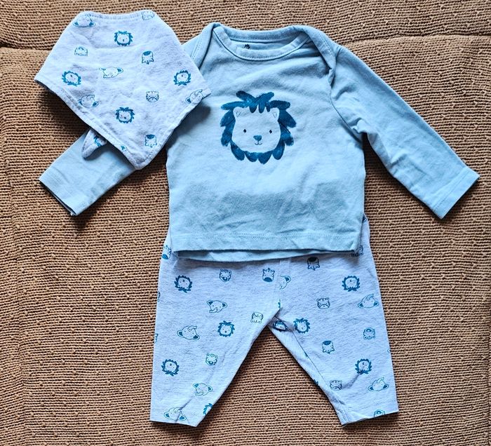 Ensemble bebe