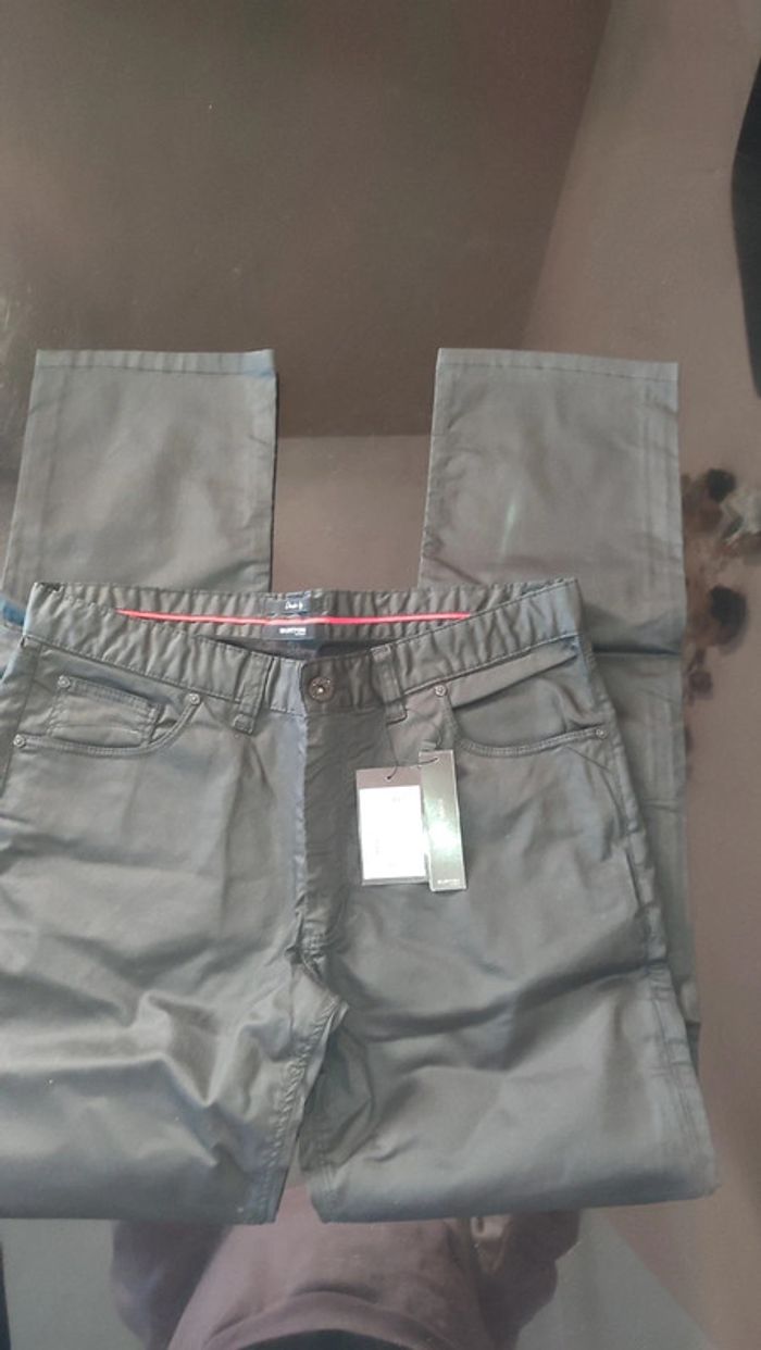 Pantalon neuf effet ciré