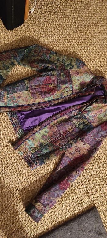 Veste fleurie violet /rose/ lilas Desigual