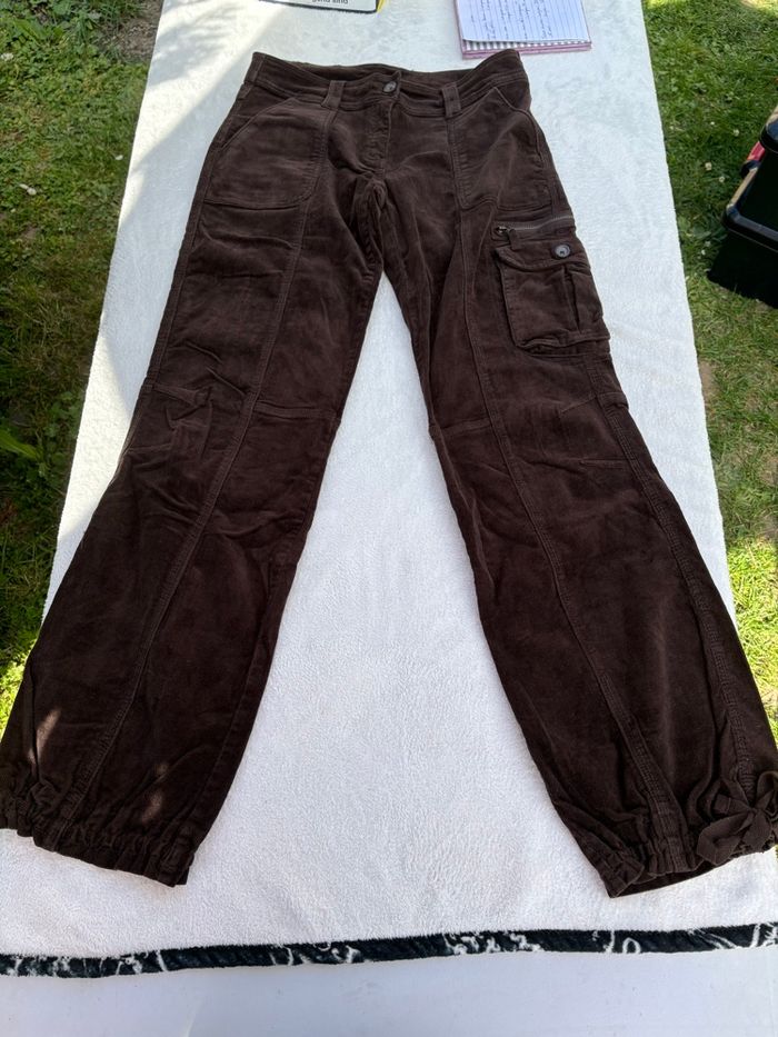 Jean en velours taille 38 Kiabi - photo numéro 2