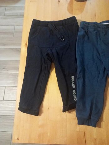 Lot deux pantalons