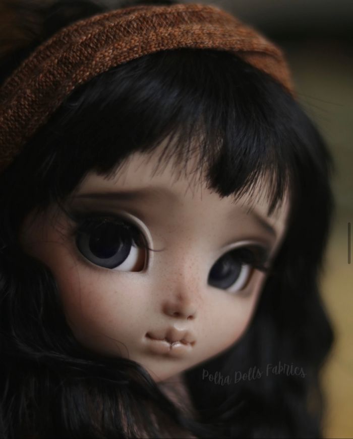 Rhon Pullip fc par Polka Dolls Fabrics