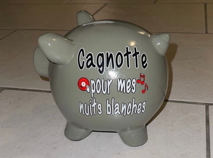 tirelire cochon - photo numéro 2