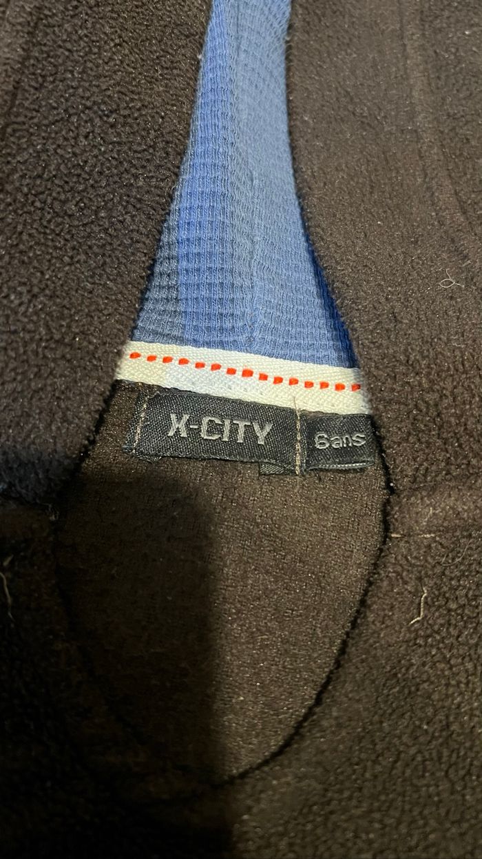 Lot de 4 articles garçon, 6 ans - photo numéro 10