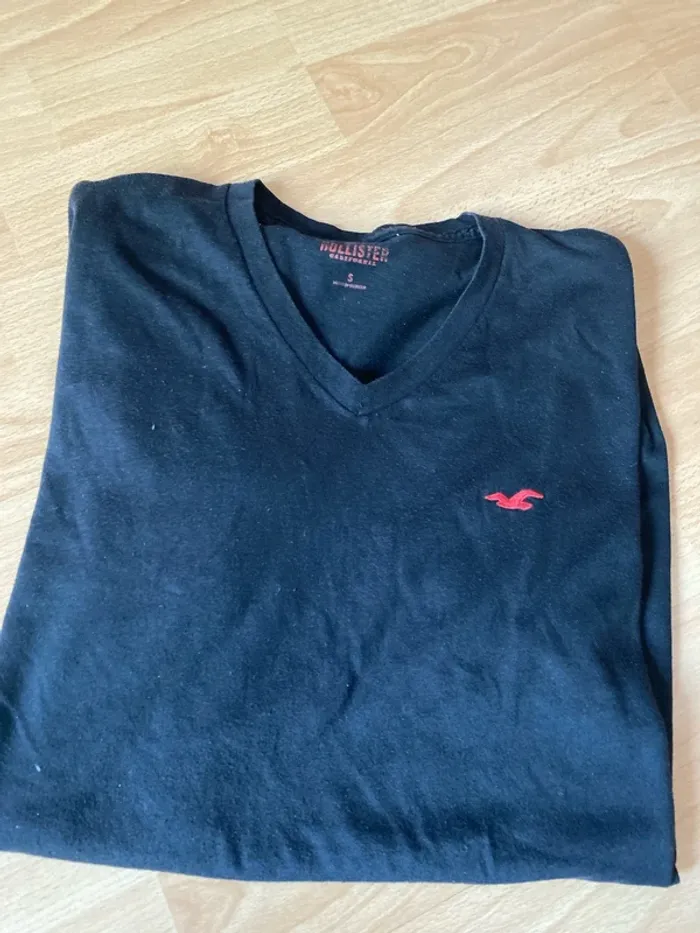 T Shirt col V