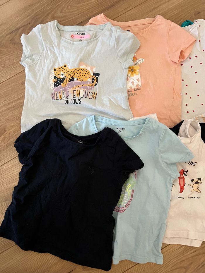 Lot 9 t-shirts 3 ans Kiabi - photo numéro 2